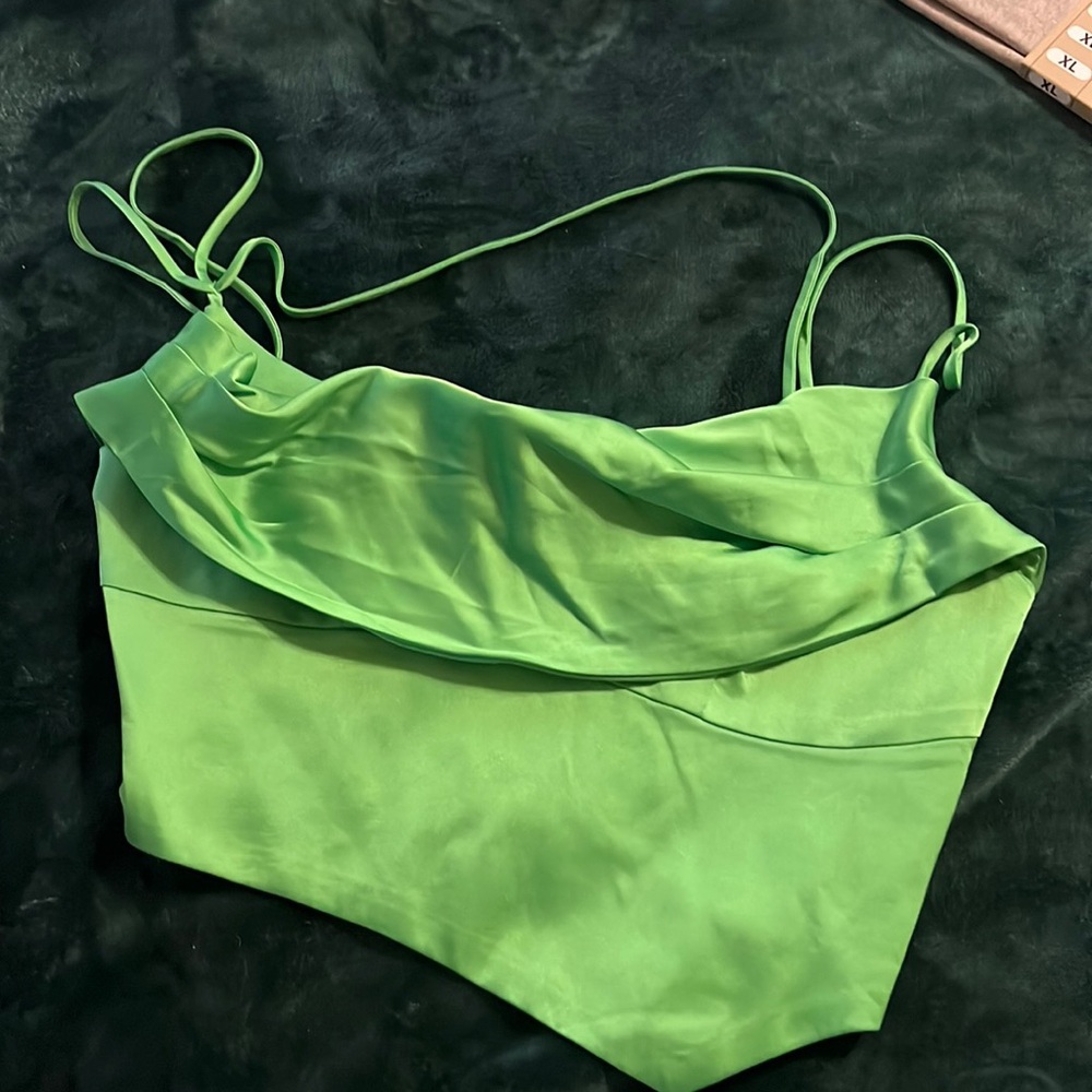 Green She stands out bustier